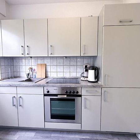 Stilvolles, frisch renoviertes 2Zi Apartment mit Küche und Balkon in Kliniknähe Bad Oeynhausen Exterior foto